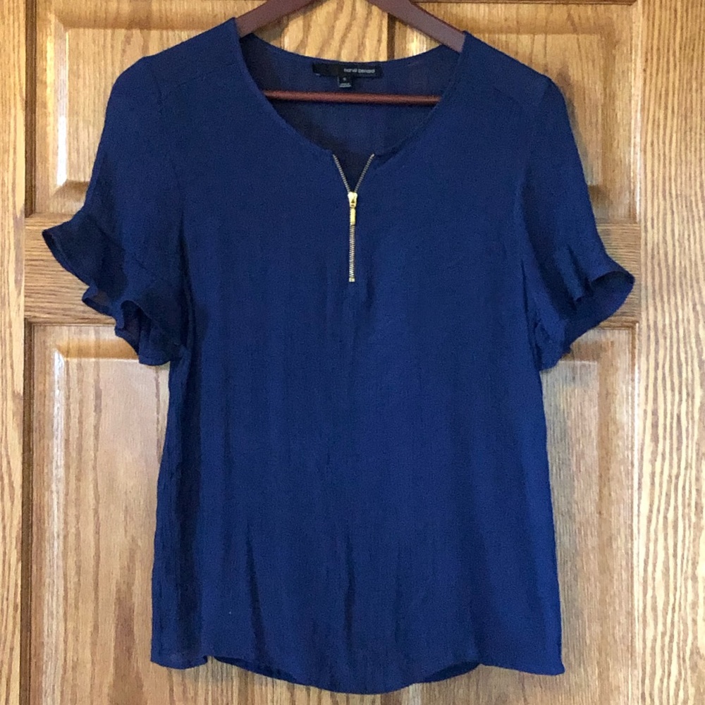Harve benard lightweight top